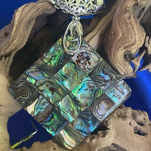 Jewelry - NEW 58MM rectangular Abalone 925 silver pendant